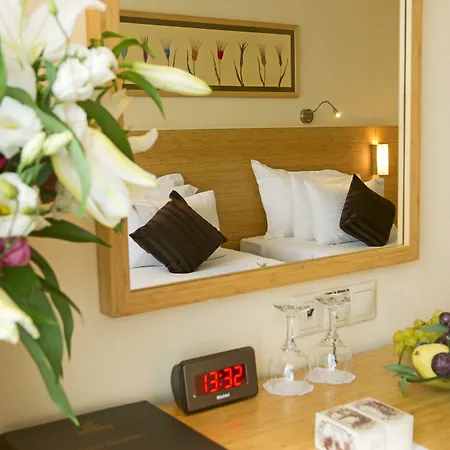 Radisson President Old Town 4*