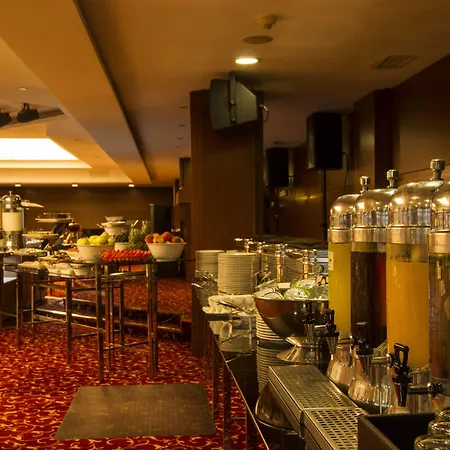 Radisson President Old Town 4*