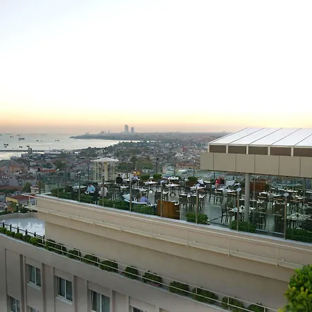 Radisson President Old Town 4*