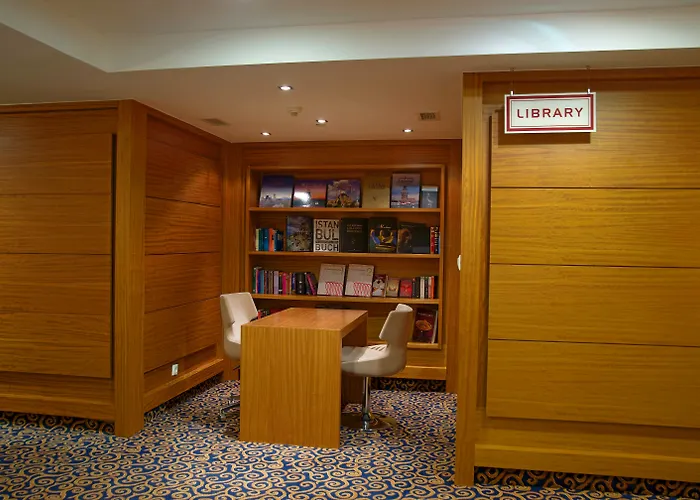 Radisson President Old Town 4*