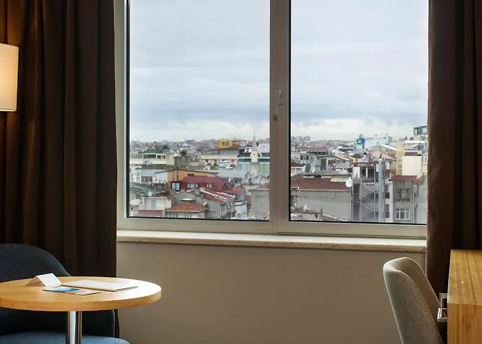 Radisson President Old Town 4*