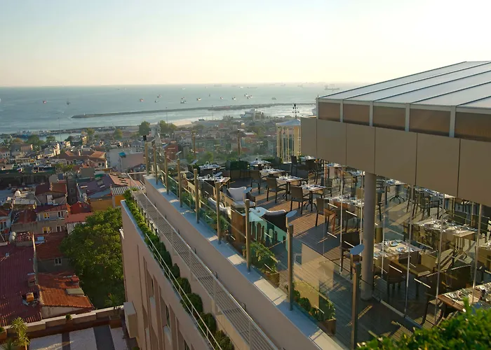 Отель Radisson President Old Town