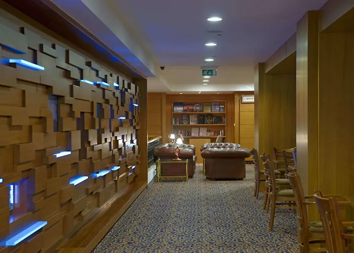 Отель Radisson President Old Town 4*