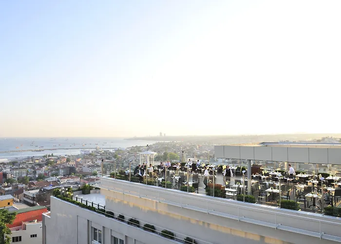 Отель Radisson President Old Town